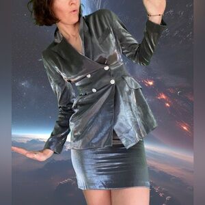 Vtg 90s Cache cosmic metallic silver gray Satin Blazer cutout back Skirt Set